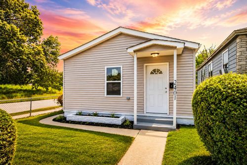 2401 Buchanan Street, Gary, IN, 46407 | Card Image