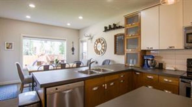 200 New Brighton Dr Se, House detached with 4 bedrooms, 3 bathrooms and 2 parking in Calgary AB | Image 10