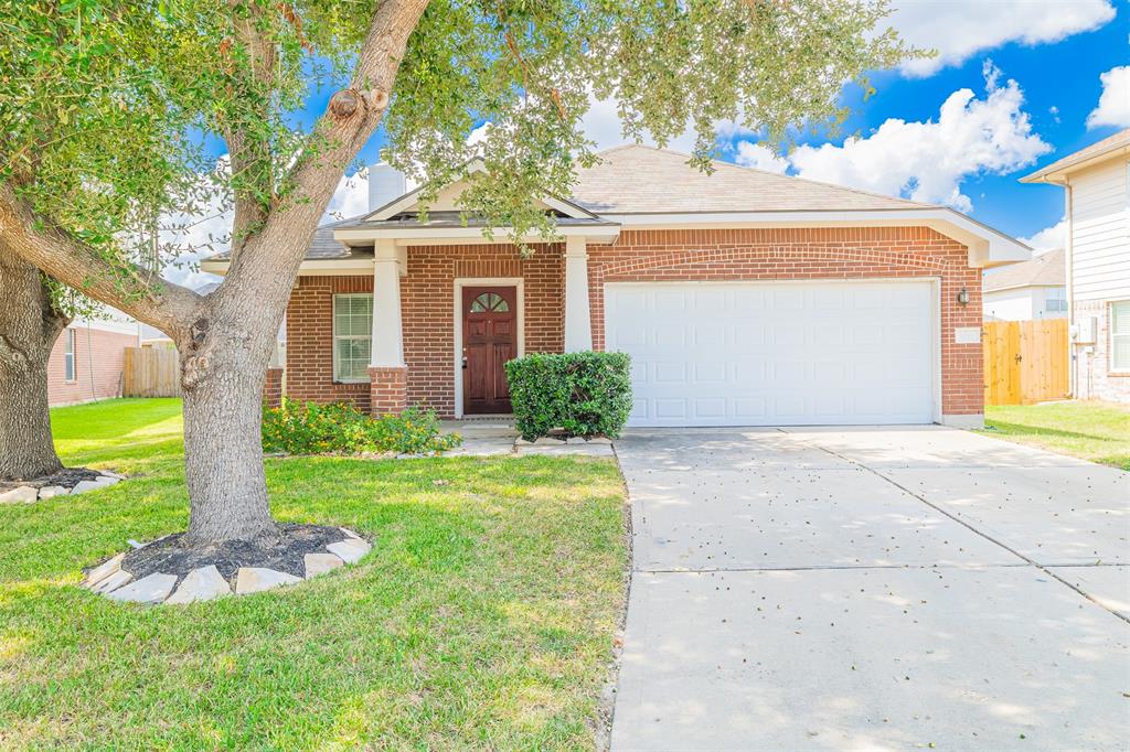 Eatons Creek Trl, Katy, TX 77449