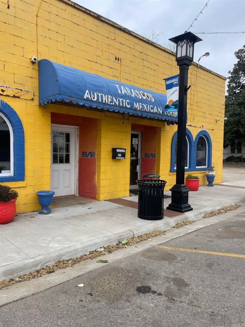 217 &amp; 215 N Front Street, Dardanelle, AR, 72834 | Card Image