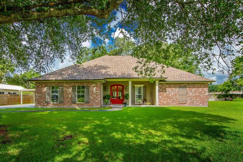 127 Horseshoe Rd, Schriever, LA, 70395-4015 | Card Image
