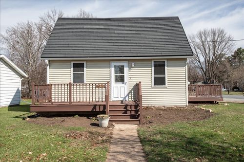 1621 2nd Avenue Se, Menomonie, WI, 54751 | Card Image