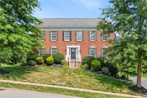 404 Minglewood Dr, Gibsonia, PA, 15044-9160 | Card Image