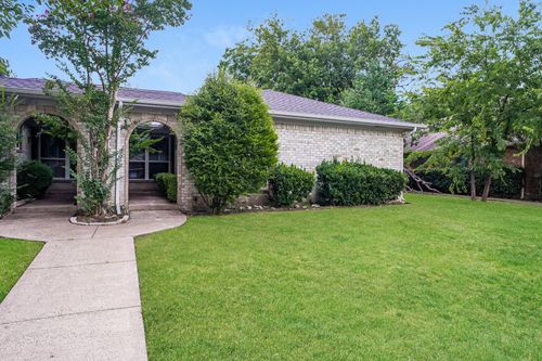 4804 Berridge Lane, Dallas, TX, 75227 | Card Image
