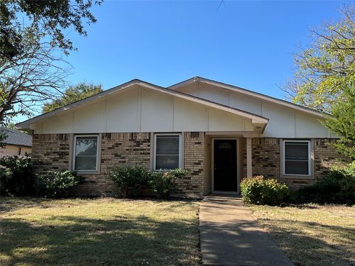 908 Cross Bend Rd, Plano, TX, 75023-6705 | Card Image