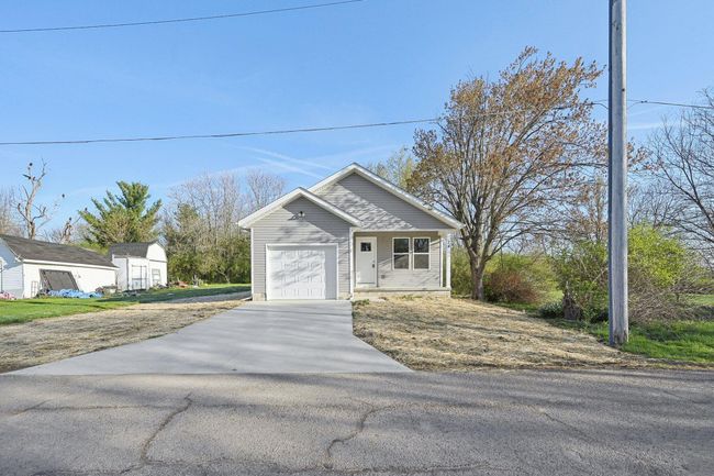 26 Miron St, House other with 3 bedrooms, 2 bathrooms and null parking in Bloomingburg OH | Image 7
