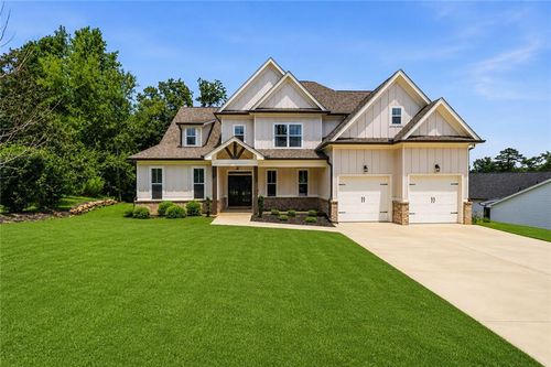 6 Brownwood Dr Se, Cartersville, GA, 30120-3904 | Card Image