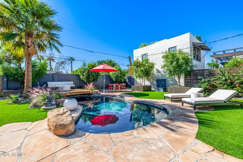 517 W Holly St, Phoenix, AZ, 85003-1118 | Card Image