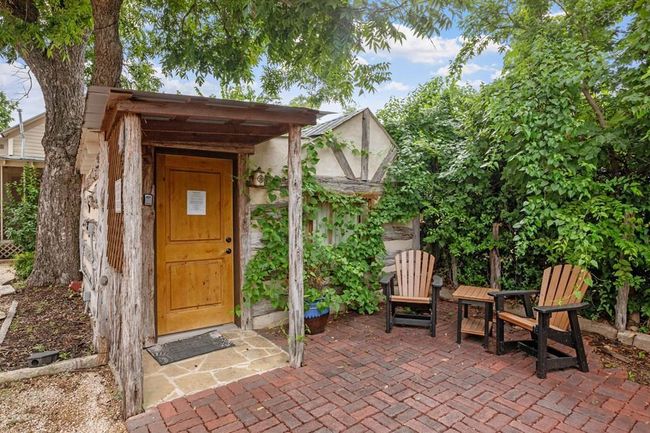 514 W Austin St, Home with 2 bedrooms, 2 bathrooms and null parking in Fredericksburg TX | Image 20