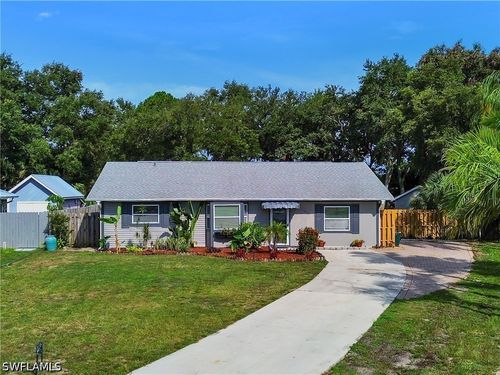 11870 Imperial Pines Way, BONITA SPRINGS, FL, 34135-6038 | Card Image