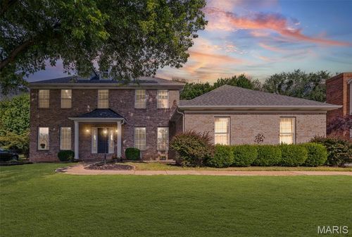 399 Valley View Dr, Edwardsville, IL, 62025-3316 | Card Image