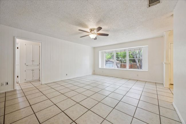 Living Room | Image 4