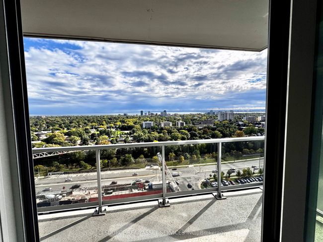 1903 - 2081 Fairview St, Condo with 2 bedrooms, 1 bathrooms and 1 parking in Burlington ON | Image 7