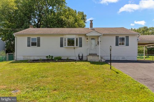 2349 Bowman Ave, BENSALEM, PA, 19020-5258 | Card Image