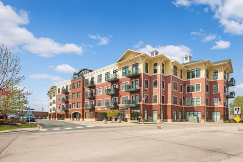 apt-310-4100 Spring St, Spring Park, MN, 55384-9663 | Card Image