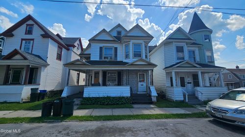 262 Division St, Amsterdam, NY, 12010-2309 | Card Image
