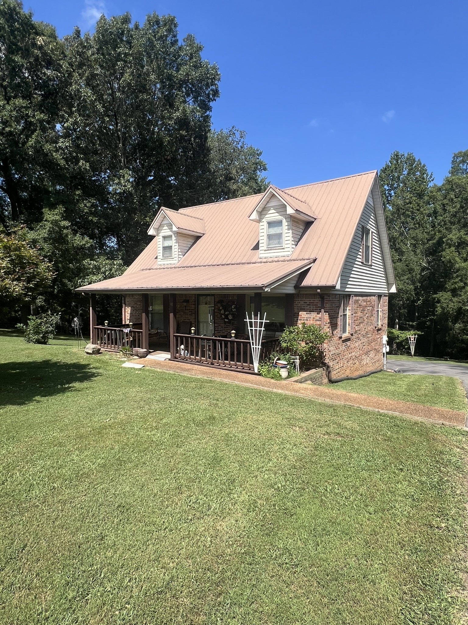Teakwood Cir, Rock Island, TN 38581
