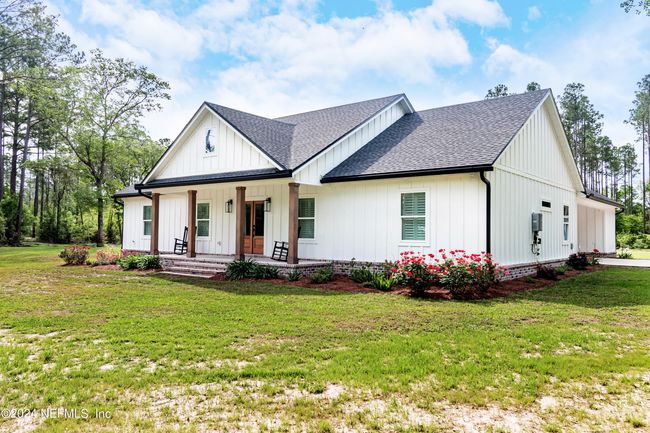7052 Cottontail Ln, House other with 4 bedrooms, 3 bathrooms and null parking in GLEN ST. MARY FL | Image 4