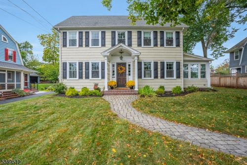 270 Altamont Pl, Somerville, NJ, 08876-1432 | Card Image