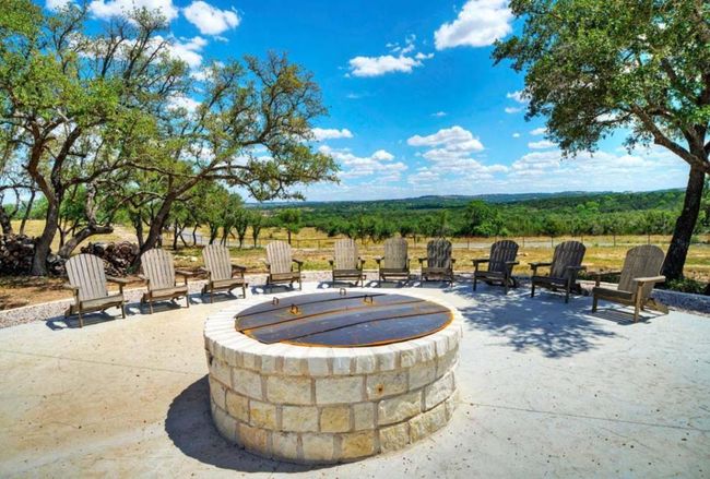 0000 Gibson Best Rd, Home with 12 bedrooms, 9 bathrooms and null parking in Hye TX | Image 17