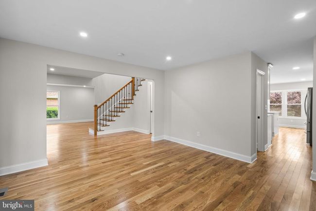 13813 Rippling Brook Dr, House other with 7 bedrooms, 6 bathrooms and null parking in SILVER SPRING MD | Image 7