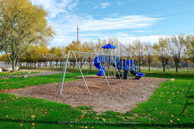 12 Tyler Dr, House other with 2 bedrooms, 1 bathrooms and 2 parking in Keene ON | Image 27