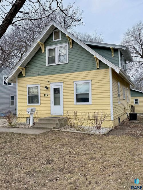 117 S Pine St Street, Vermillion, SD, 57069 | Card Image