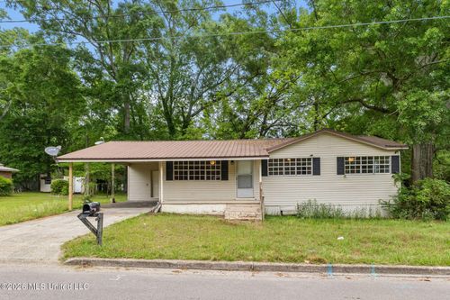 1430 Hendricks St, Columbia, MS, 39429-2126 | Card Image