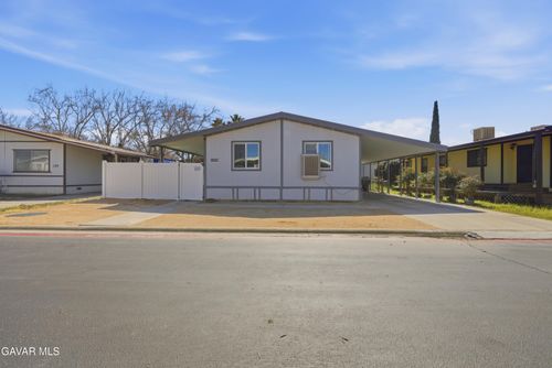 192-2330 E Avenue J8, Lancaster, CA, 93535-5669 | Card Image
