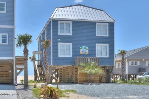 209 W Beach Dr, Oak Island, NC, 28465-6950 | Card Image