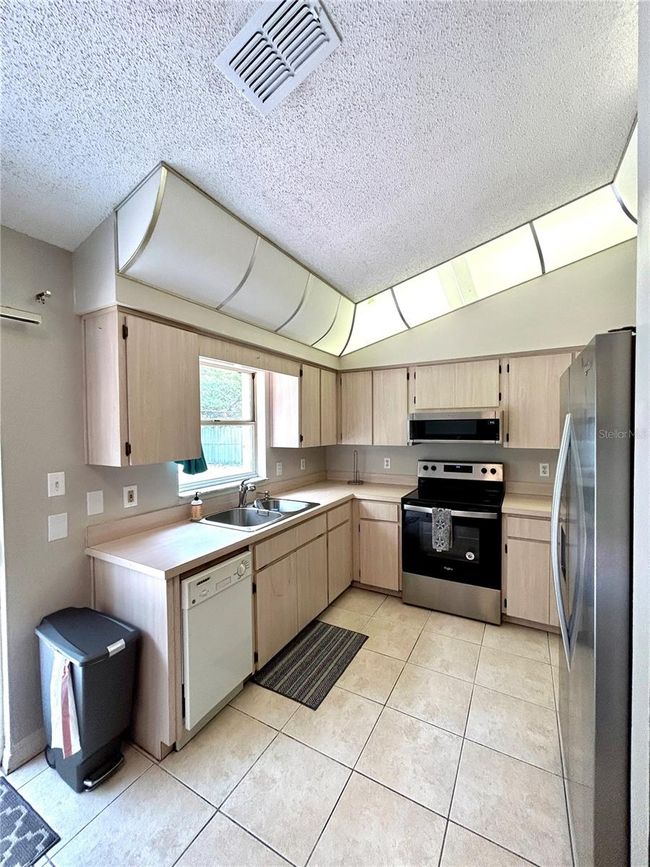 237 N Croft Avenue, House other with 2 bedrooms, 2 bathrooms and null parking in INVERNESS FL | Image 8