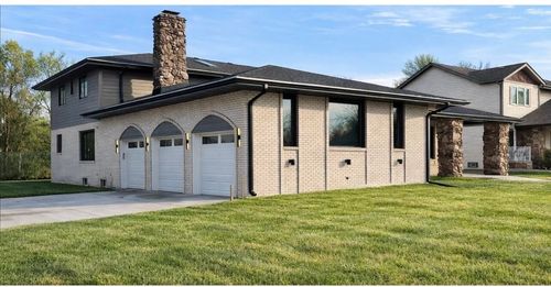 10043 Twin Creek Blvd, Munster, IN, 46321-4227 | Card Image
