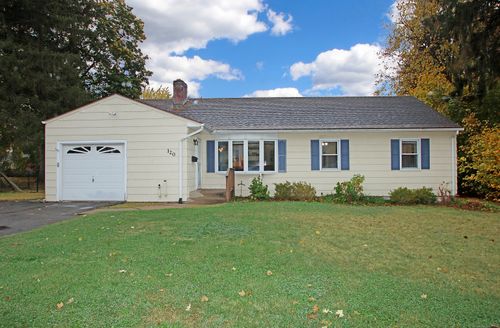 120 Green Manor Rd, Manchester, CT, 06042-3361 | Card Image