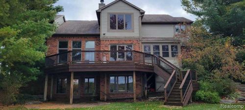 768 Shrewsbury Dr, Clarkston, MI, 48348-3678 | Card Image