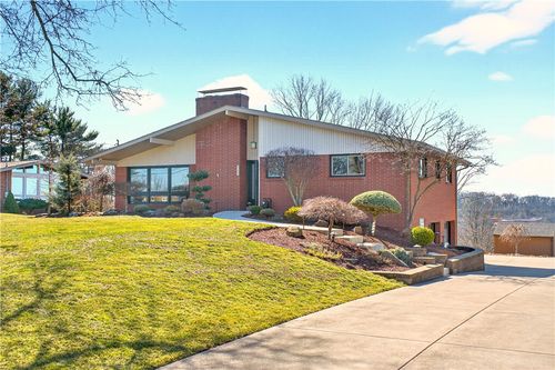 196 Marion Dr, Canonsburg, PA, 15317-2922 | Card Image