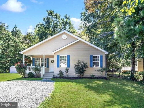 238 12th St, Colonial Beach, VA, 22443-1514 | Card Image