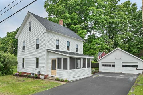 33 Spruce St, Concord, NH, 03301-3547 | Card Image