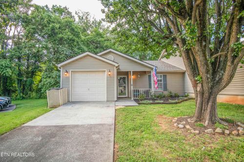 2-1111 Silo Way, Knoxville, TN, 37923-1690 | Card Image
