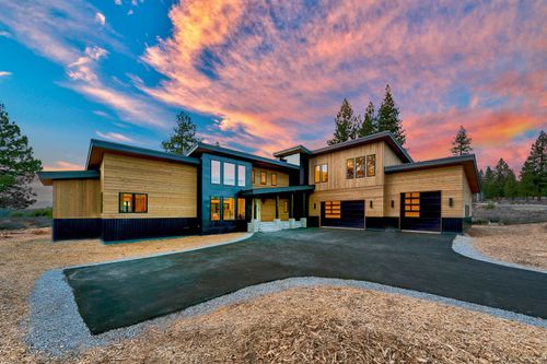 10646 Tudor Ln, Truckee, CA, 96161 | Card Image