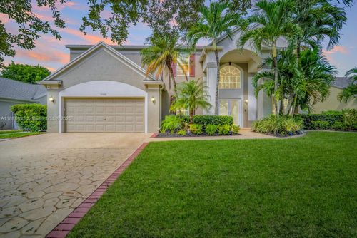 10045 Grove Ln, Cooper City, FL, 33328-4007 | Card Image