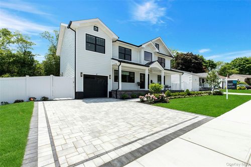 8 Allison Dr, Old Bethpage, NY, 11804-1602 | Card Image