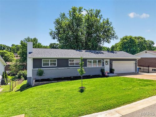 1076 Deborah Dr, Arnold, MO, 63010-2912 | Card Image