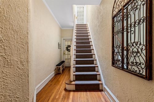 4204 64th St, Woodside, NY, 11377-5047 | Card Image