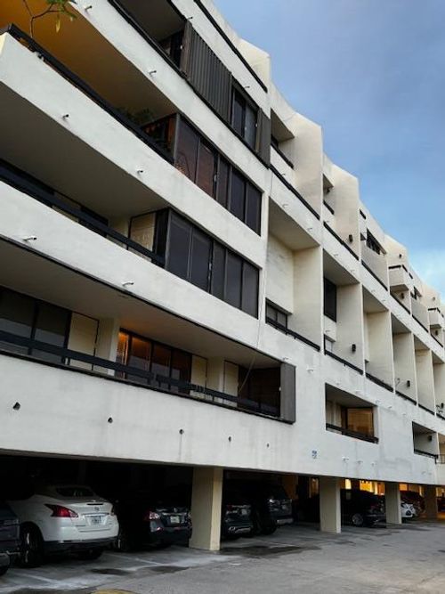 402-1401 N Federal Hwy, Boca Raton, FL, 33432-1925 | Card Image