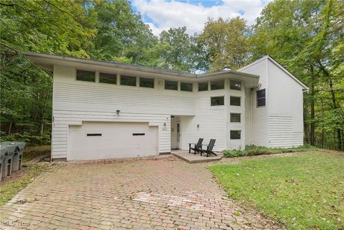 3812 Ellendale Rd, Moreland Hills, OH, 44022-1124 | Card Image