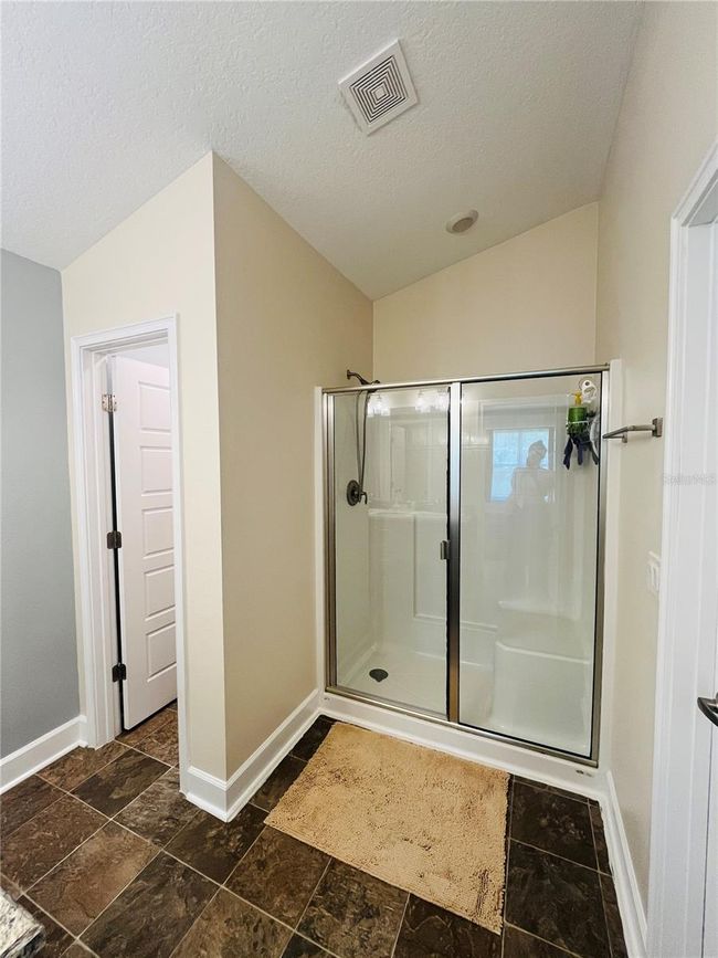 Master Bathroom | Image 13