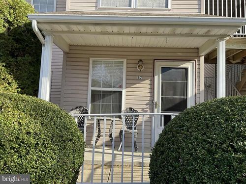 22 Faulkner Ct, BURLINGTON TOWNSHIP, NJ, 08016-3845 | Card Image