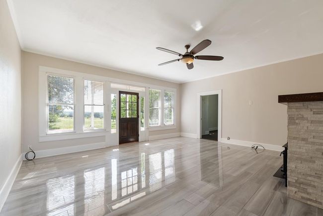 1649 Schumann Rd, Home with 3 bedrooms, 2 bathrooms and null parking in Stonewall TX | Image 7
