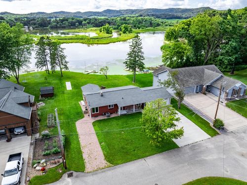 17249 Lake Ct, Galesville, WI, 54630-7219 | Card Image