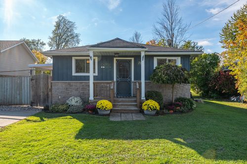 782 Third Ave, Willow Beach, ON, L0E1S0 | Card Image